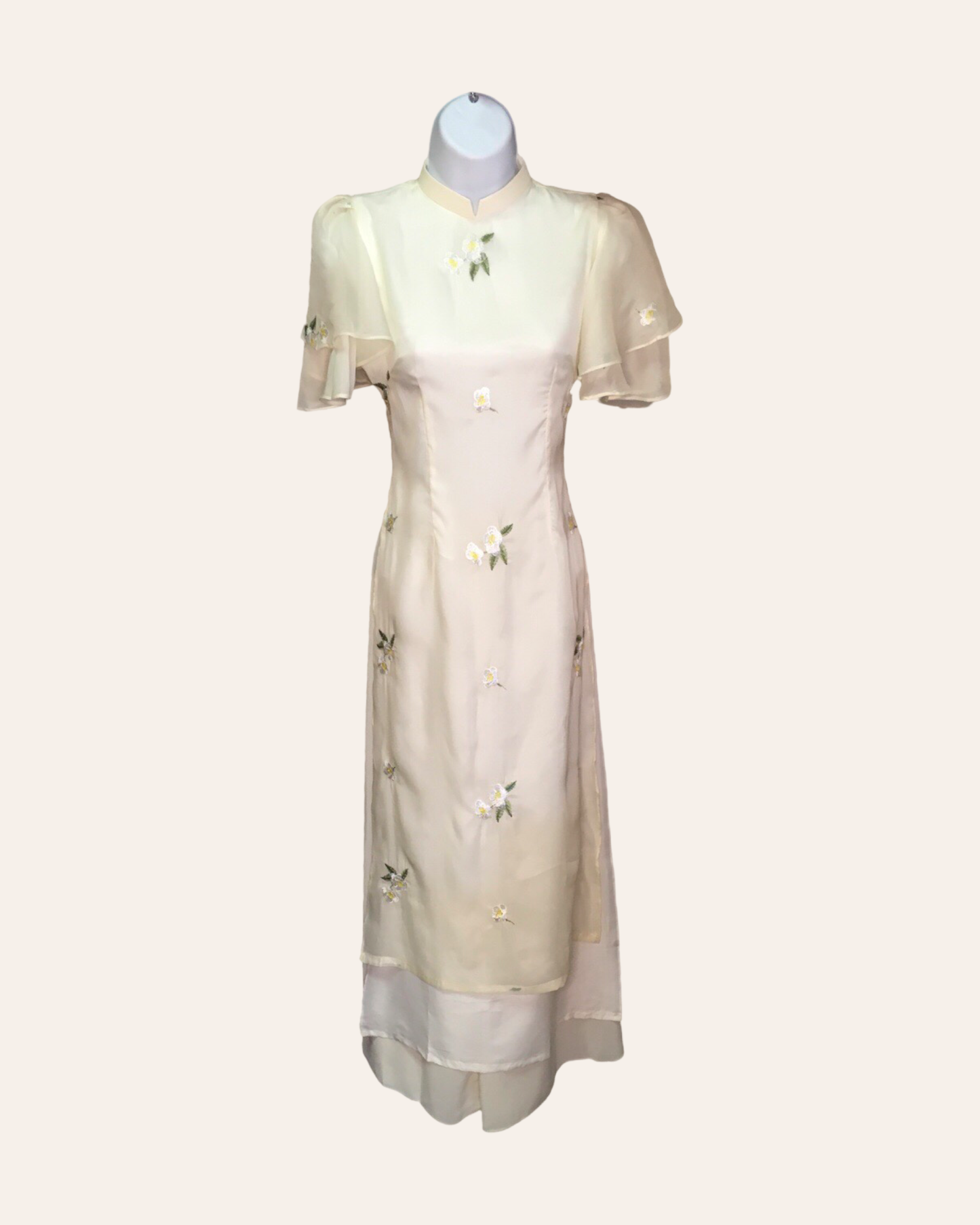 White Chamomile Grace Ao Dai