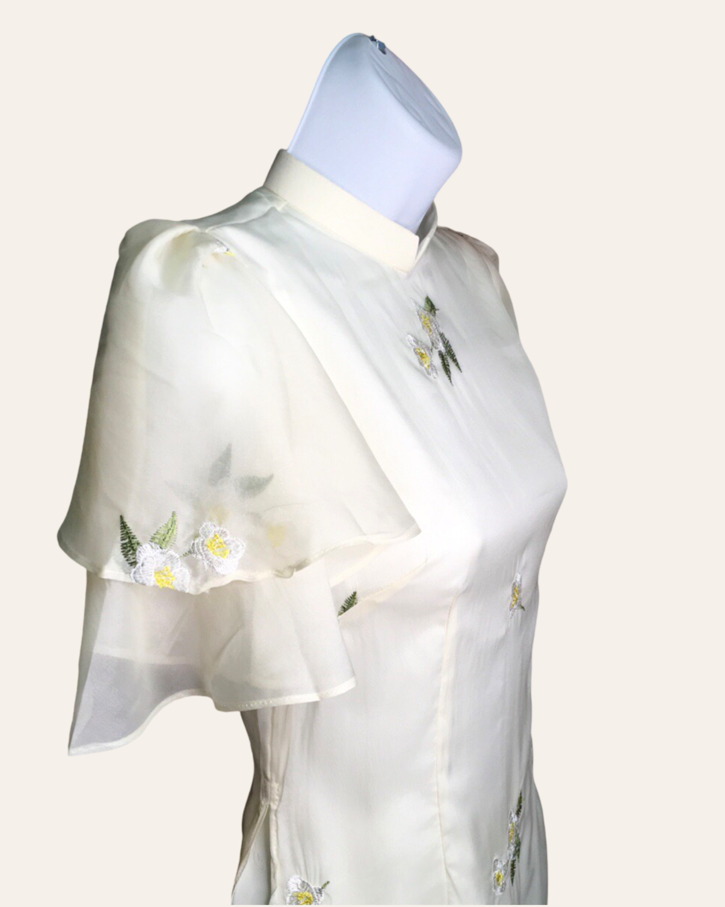 White Chamomile Grace Ao Dai